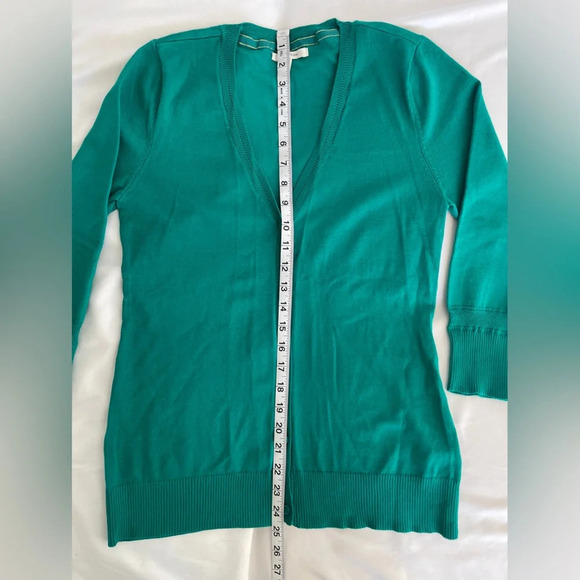 Maurice’s Kelly Green V-Neck 3/4 Sleeve Button Up Cardigan Size XS - Picture 9 of 11